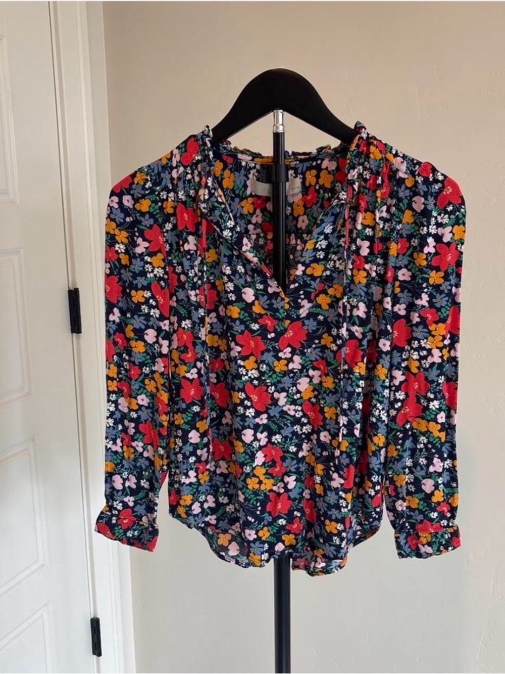 LOFT Petite Floral Tie Neck Blouse XSP